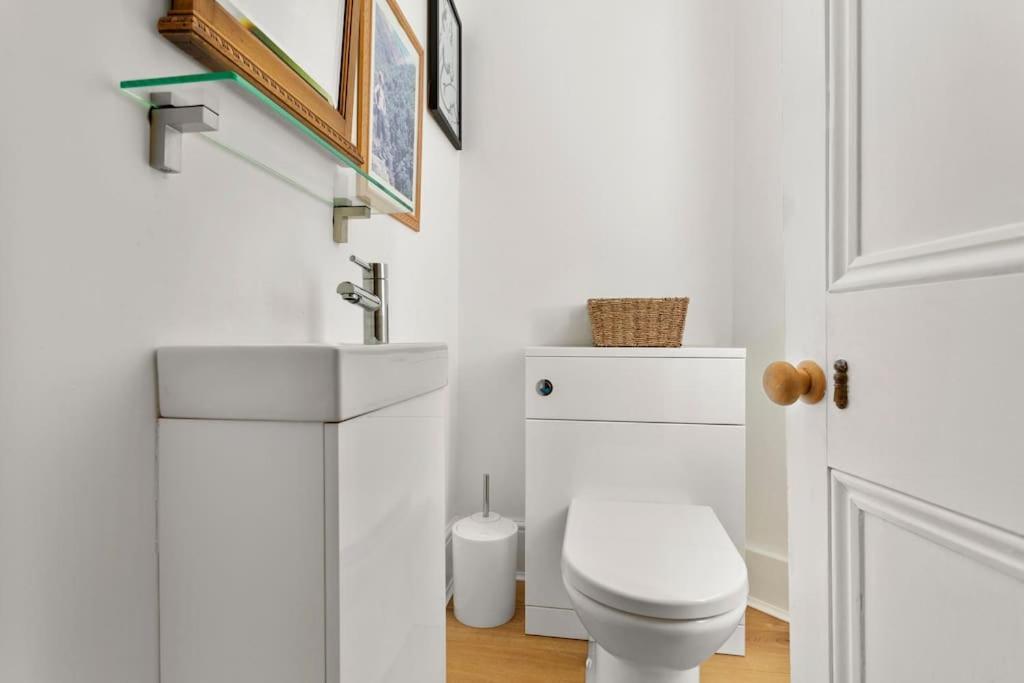 Luxurious Victorian, A Few Minutes From The Beach - Sleeps 2 Adults And Up To 3 Children St Leonards-on-Sea Exterior photo