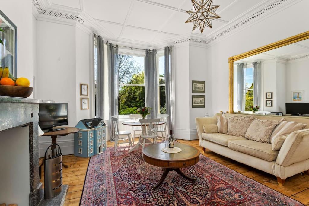 Luxurious Victorian, A Few Minutes From The Beach - Sleeps 2 Adults And Up To 3 Children St Leonards-on-Sea Exterior photo
